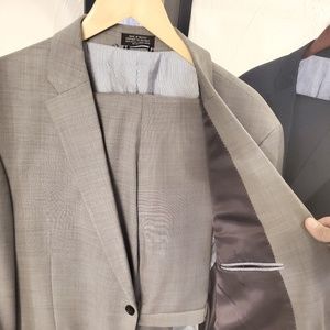 Tommy Hilfiger Light Grey Suit